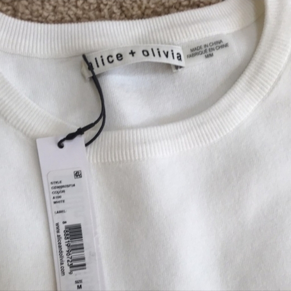 NWT! ALICE + OLIVIA Size M white ruffled sweater - Picture 10 of 13